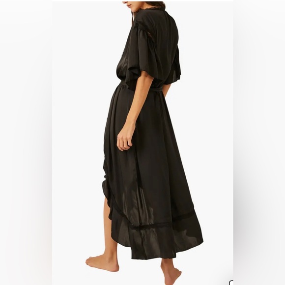 Free People Satin Lace Trim Robe NWT - Picture 2 of 7